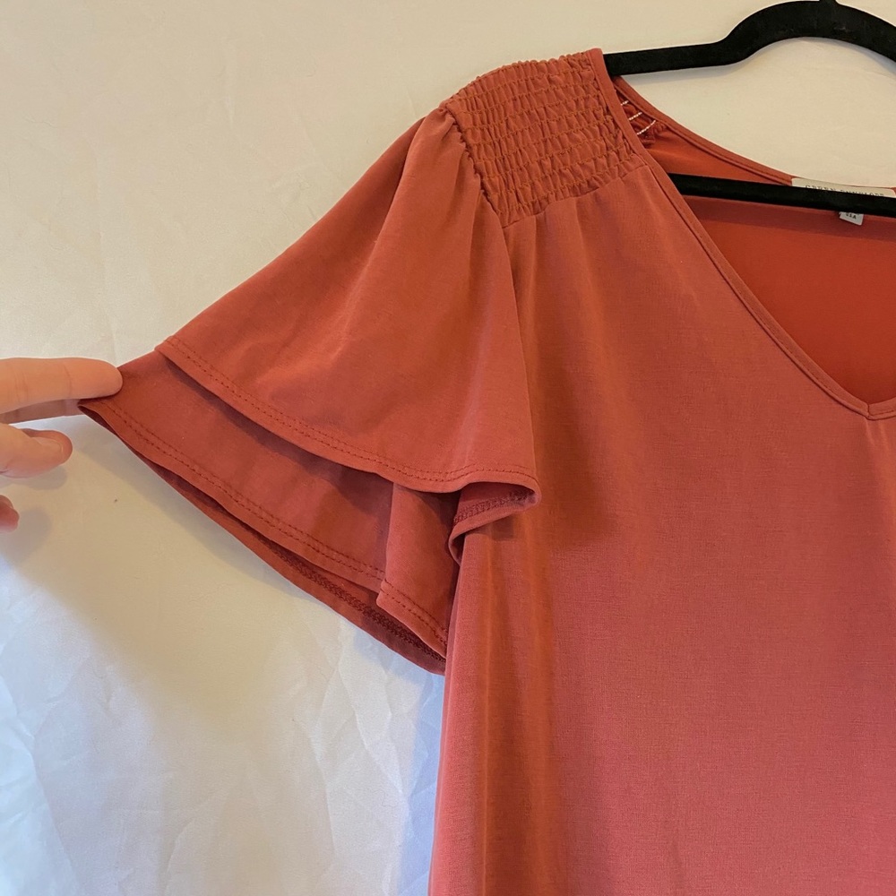 Green Envelope Ruffle Sleeve Top - Picture 3 of 7
